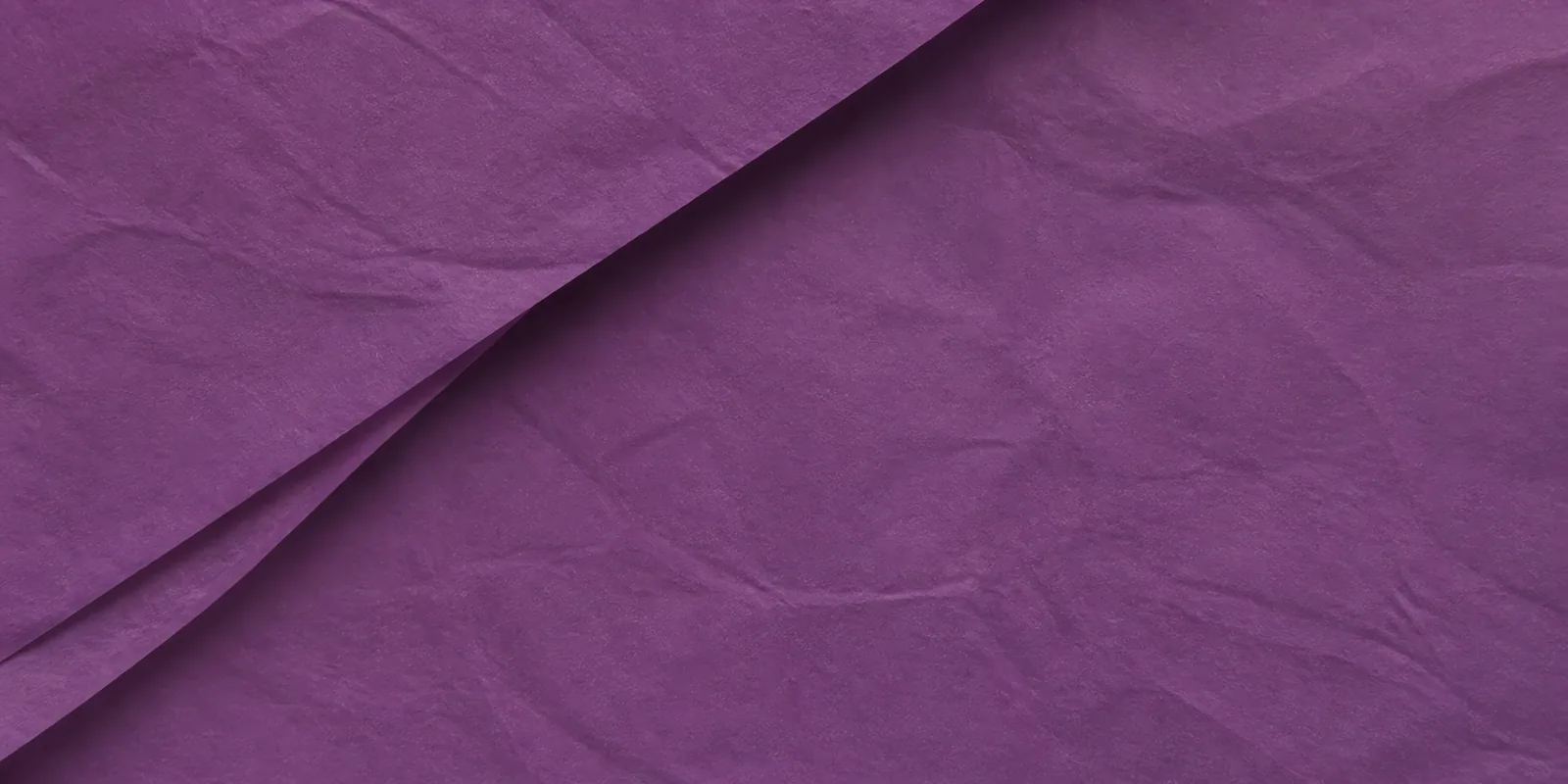 Textura del papel seda ultravioleta, con sus arrugas finas y sus pliegues