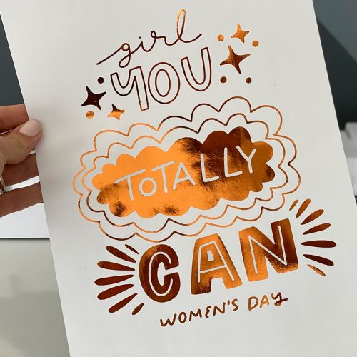 Transfer Foil Metalico Fucsia 32cmx500cm - Imagen 2