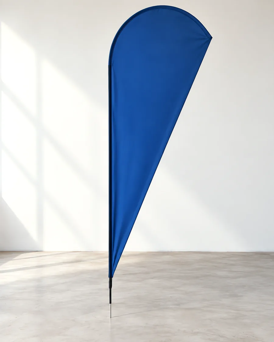 Fly banner
