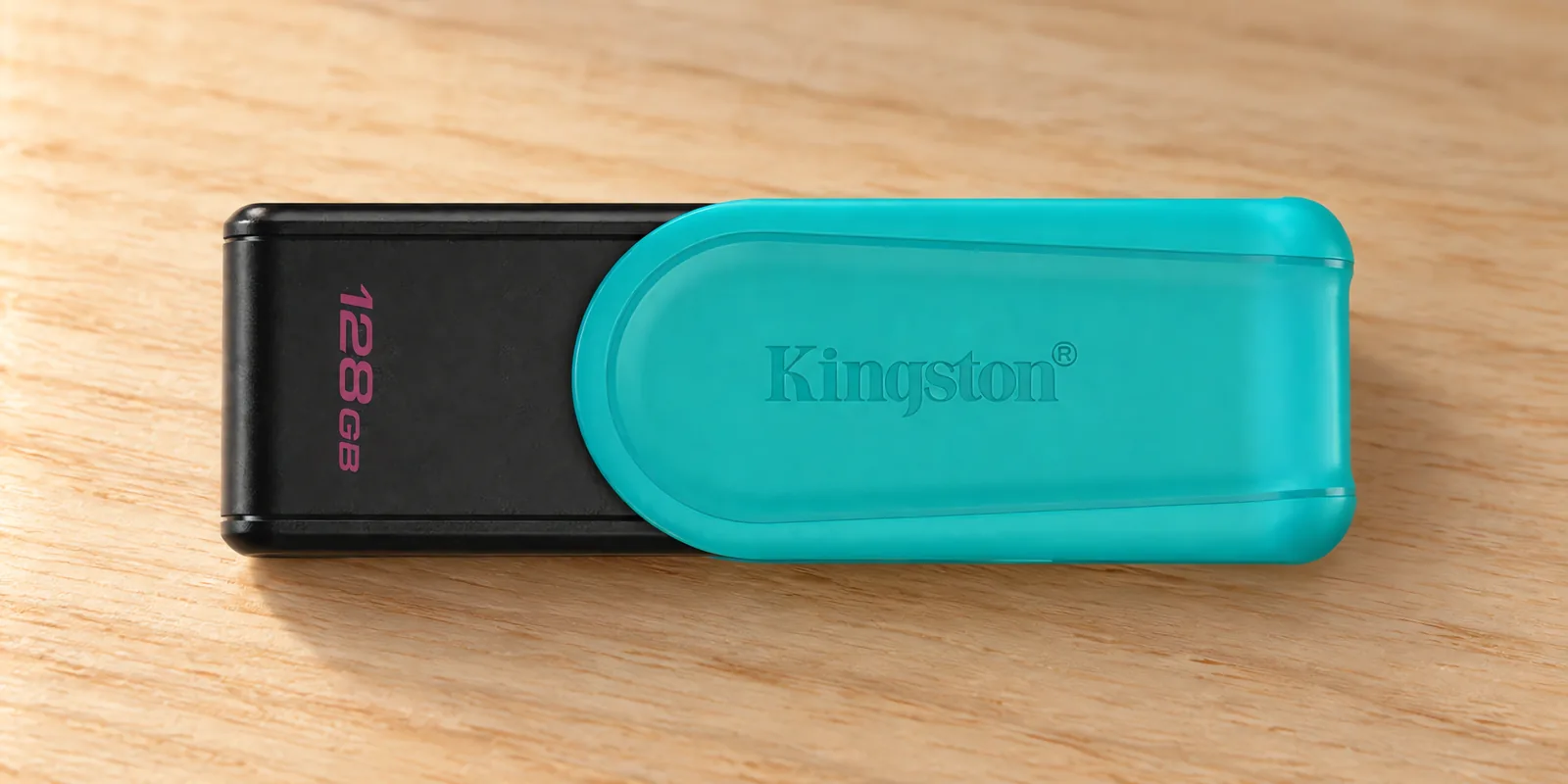 Pendrive con tapa
